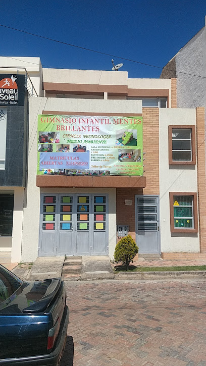 Gimnasio Infantil MENTES BRILLANTES - Barrio centenario, Cl. 15a #14b-24, Tunja, Boyacá, Colombia