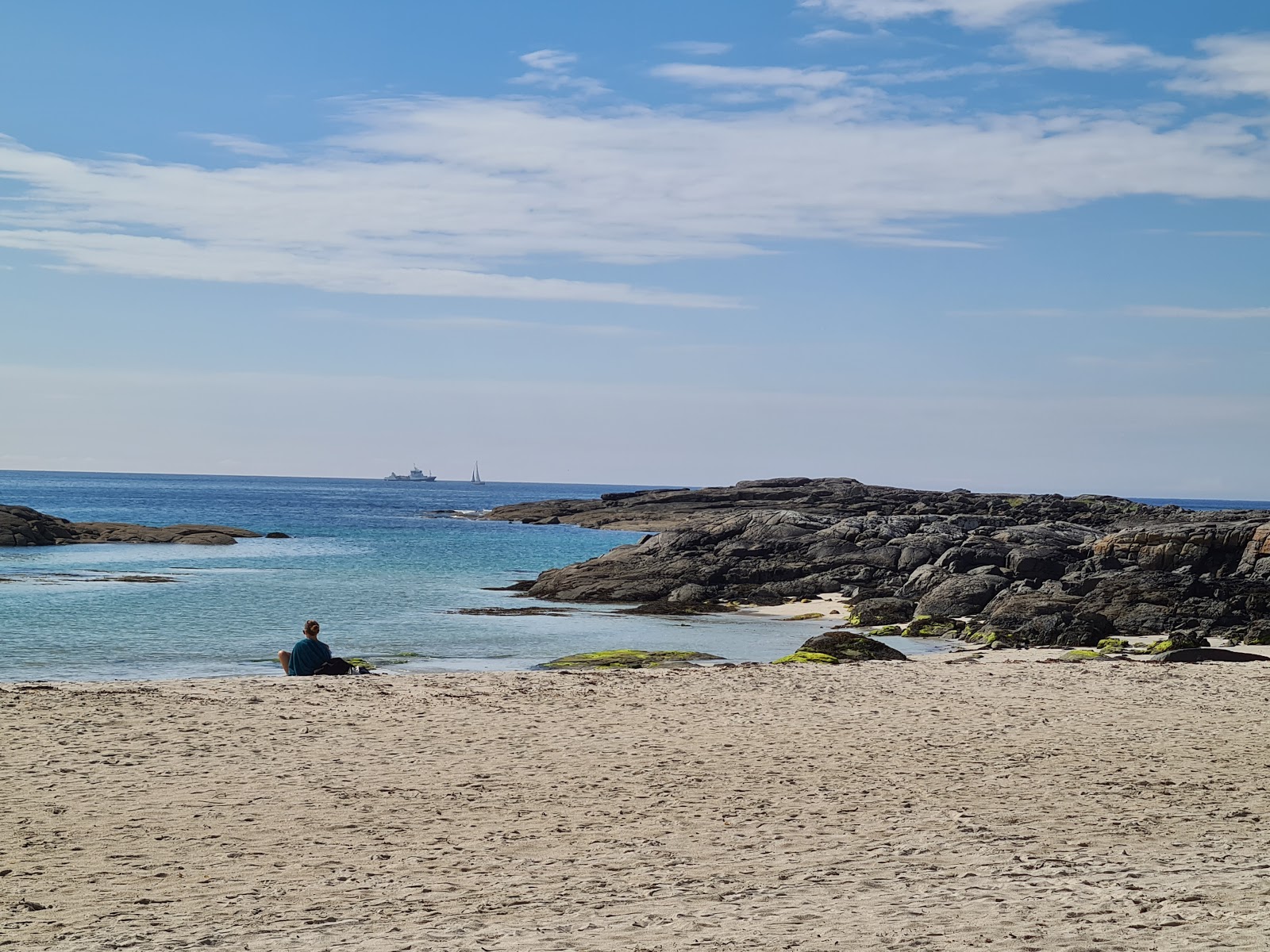 Zdjęcie Plaża Sanna i jego piękne krajobrazy