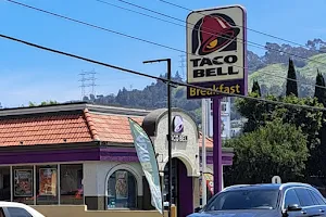 Taco Bell image