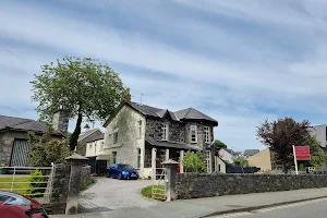 Plas Coch Guest House image