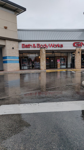 Beauty Supply Store «Bath & Body Works», reviews and photos, 2024 S University Dr, Davie, FL 33324, USA