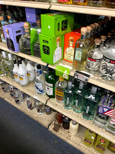 Liquor Store «West Hills Wines & Liquors», reviews and photos, 1720 New York Ave, Huntington Station, NY 11746, USA