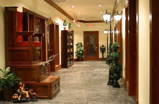 Barber Shop «Miles & Lyle Luxury Barbershop», reviews and photos, 19044 NE 29th Ave, Aventura, FL 33180, USA