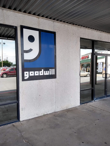 Thrift Store «Goodwill Store and Donation Center», reviews and photos, 6929 J.F.K. Blvd # 112, North Little Rock, AR 72116, USA