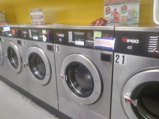 Laundromat «Laundry World 24 HOURS», reviews and photos, 5 Quinton Ave, South Attleboro, MA 02703, USA