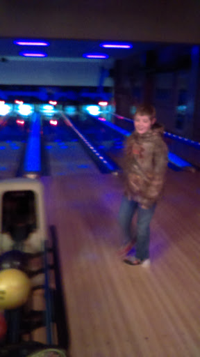 Bowling Alley «Howell Bowl-E-Drome», reviews and photos, 907 E Grand River Ave, Howell, MI 48843, USA