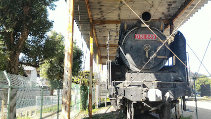 蒸気機関車D51 889号機