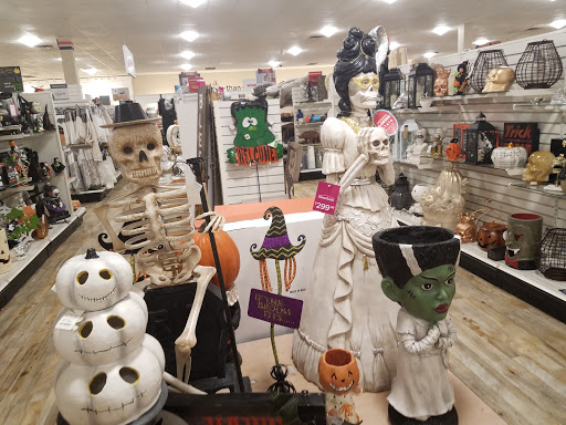 Department Store «HomeGoods», reviews and photos, 1040 S Kirkwood Rd, Kirkwood, MO 63122, USA