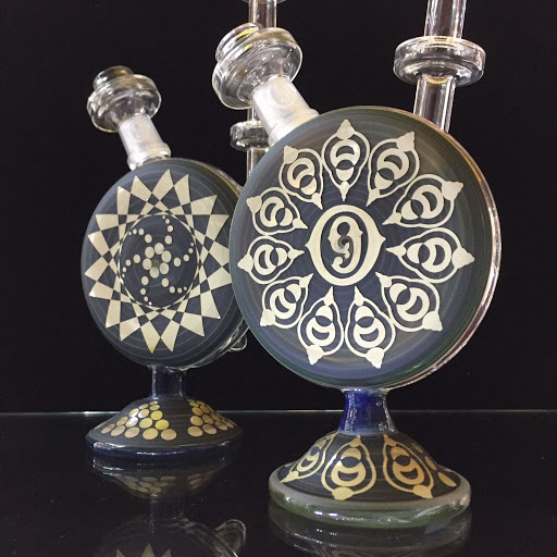 Glass Shop «WHELANS GLASS GALLERY, VAPOR, CIGAR, GIFT & SMOKE SHOP», reviews and photos, 2486 Bancroft Way, Berkeley, CA 94704, USA