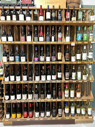 Liquor Store «Short Stop Wine & Spirits», reviews and photos, 2190 Eagle Creek Ln # F, St Paul, MN 55129, USA