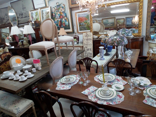 Thrift Store «Waldans Antiques Buy & Sell», reviews and photos, 4209 SW 75th Ave, Miami, FL 33155, USA