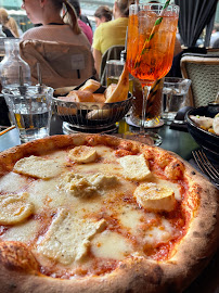 Pizza du Restaurant Capri Saint-Honoré à Paris - n°8