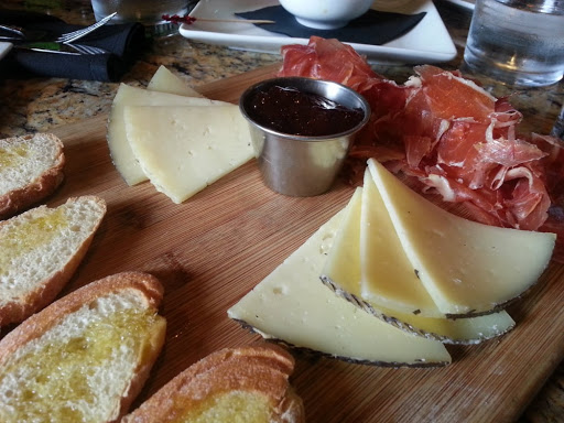 Wine Store «Happy Wine in the Grove», reviews and photos, 2833 Bird Ave, Miami, FL 33133, USA