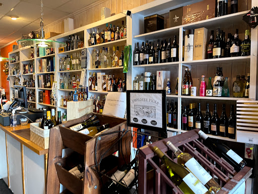 Wine Store «Toast Wines & Spirits», reviews and photos, 984 Farmington Ave B, West Hartford, CT 06107, USA