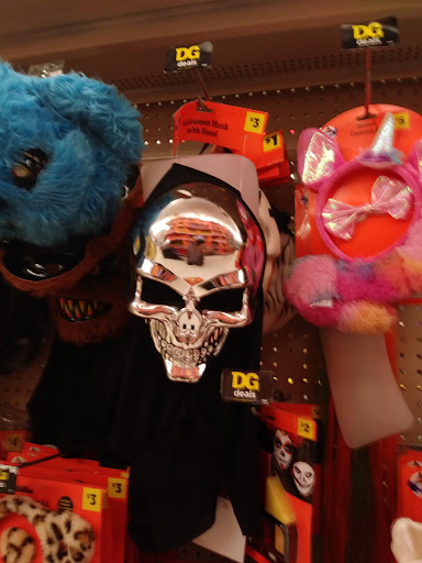 Discount Store «Dollar General», reviews and photos, 453 W Commercial St, East Rochester, NY 14445, USA