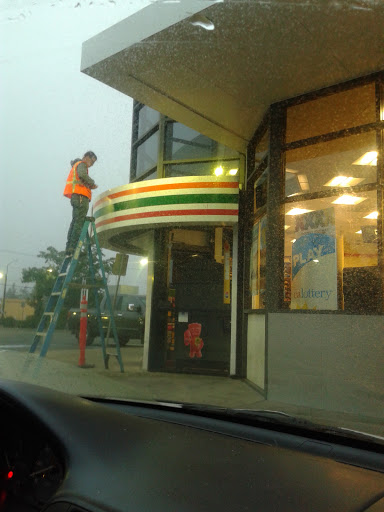 Convenience Store «7-Eleven», reviews and photos, 1950 Guerneville Rd, Santa Rosa, CA 95403, USA