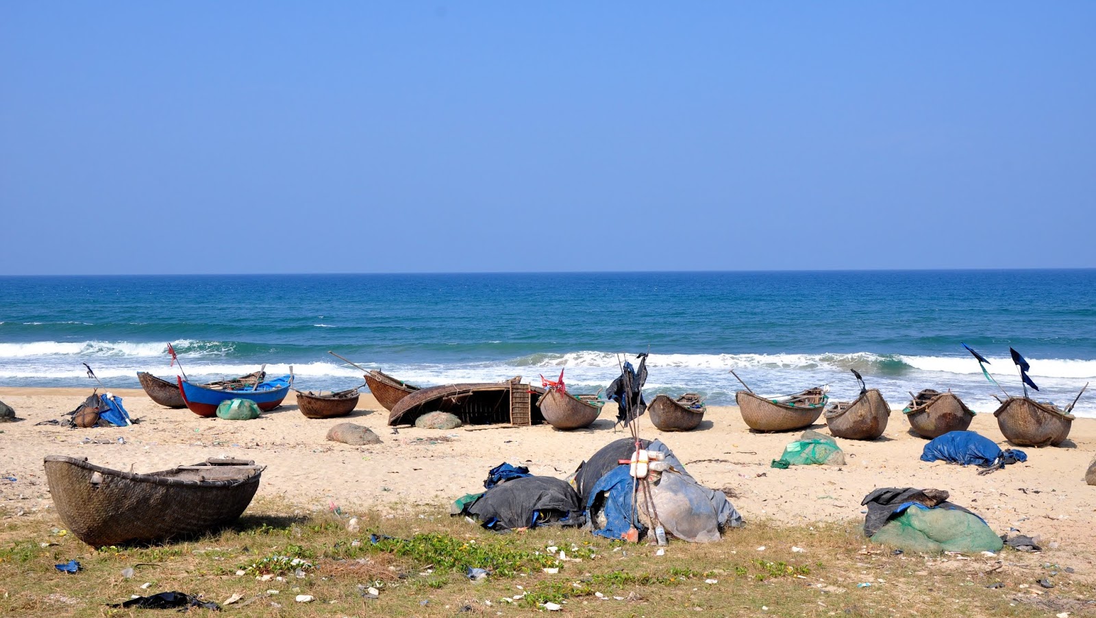 Foto av Minh Tan Beach med låg nivå av renlighet