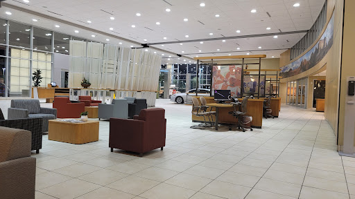 Toyota Dealer «Big Two Toyota of Chandler», reviews and photos, 1250 S Gilbert Rd, Chandler, AZ 85286, USA