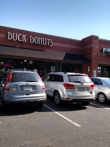 Donut Shop «Duck Donuts», reviews and photos, 100 Wrenn Dr #101, Cary, NC 27511, USA