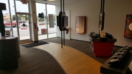 Cell Phone Store «Verizon Authorized Retailer, TCC», reviews and photos, 503 N 3rd St, Oxford, PA 19363, USA