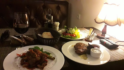 London,s Steak House - Strada Tighina 12, Chişinău, Moldova