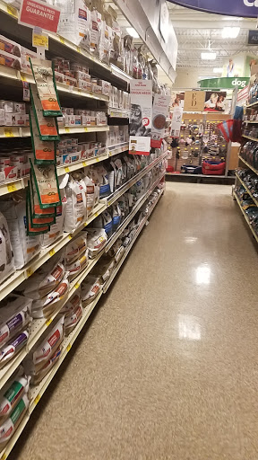 Pet Supply Store «PetSmart», reviews and photos, 8210 Macedonia Commons Blvd #10, Macedonia, OH 44056, USA