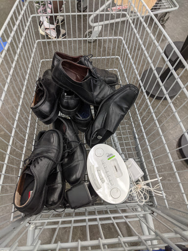 Charity «Goodwill North Oak», reviews and photos