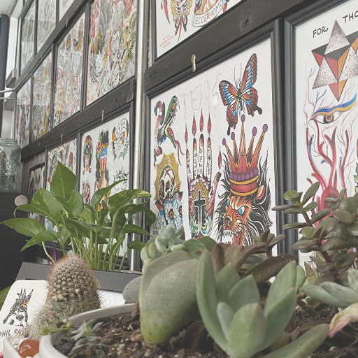 Explore tattoo cuff ideas, creative tattoo ideas in Lakeland, available at Black Swan Tattoo