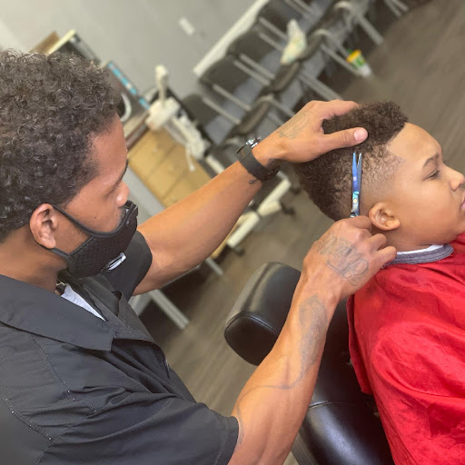 Barber Shop «Ridges Barber Shop and Beauty Salon - Ethnic Hair Care», reviews and photos, 7630 Fry Rd Ste 500, Cypress, TX 77433, USA