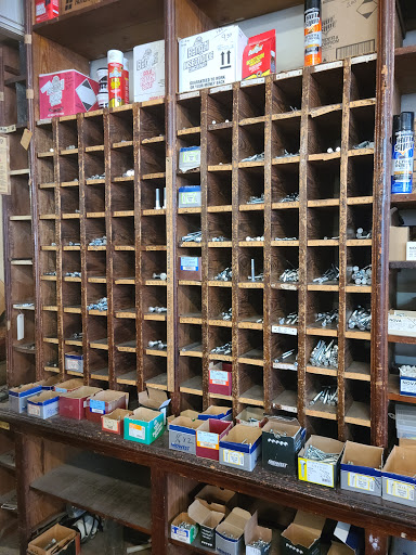 Hardware Store «D E Turner & Co Hardware Store», reviews and photos, 111 N Main St, Mooresville, NC 28115, USA