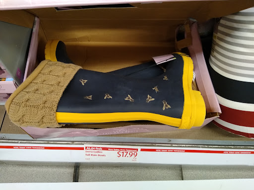 Supermarket «ALDI», reviews and photos, 110 Middle St, Bristol, CT 06010, USA