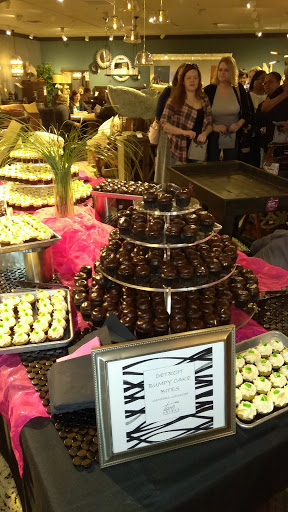 Furniture Store «Art Van Furniture - Grand Rapids», reviews and photos, 4375 28th St SE, Grand Rapids, MI 49512, USA