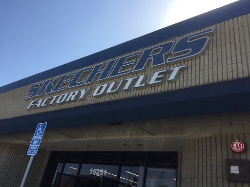 Shoe Store «SKECHERS Factory Outlet», reviews and photos, 15251 Beach Blvd, Westminster, CA 92683, USA