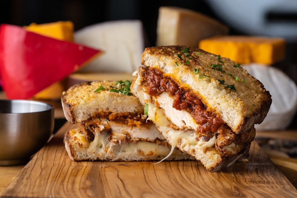 Macs & Stacks - Dearborn Mi 48124