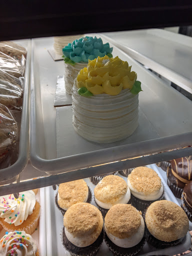 Shopping Mall «La Place Shopping Center», reviews and photos, 2101 Richmond Rd, Beachwood, OH 44122, USA