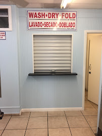 COOL AND CLEAN Coin Laundromat - Photo 5 - Car repair in St. Petersburg, FL, St. Petersburg