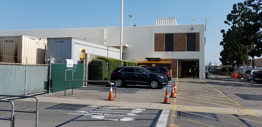 Shipping and Mailing Service «UPS Customer Center», reviews and photos, 1331 S Vernon St, Anaheim, CA 92805, USA