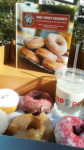 Donut Shop «Top Pot Doughnuts», reviews and photos, 1251 State St #700, Richardson, TX 75082, USA