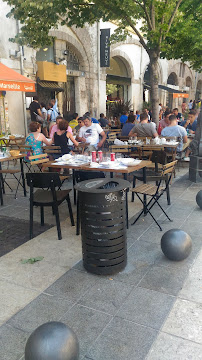 Atmosphère du Restaurant Le Bon Burger Vieux Port à Marseille - n°15