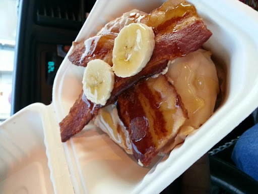 Donut Shop «Glazed Donut Works», reviews and photos, 2644 Elm St, Dallas, TX 75226, USA