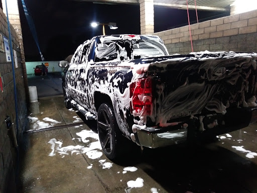 Carson-Denker Car Wash en Torrance