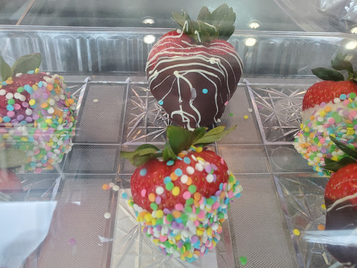 Gift Shop «Edible Arrangements», reviews and photos, 620 Congaree Rd, Greenville, SC 29607, USA