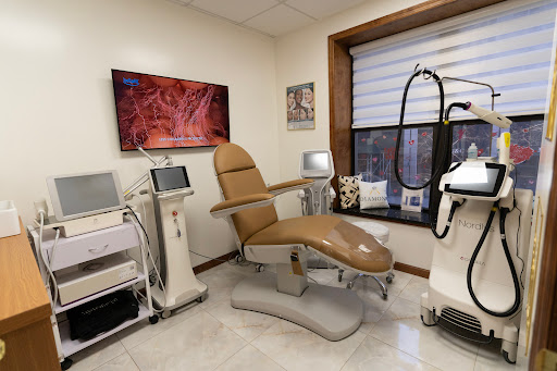 Diamond Advanced Aesthetics