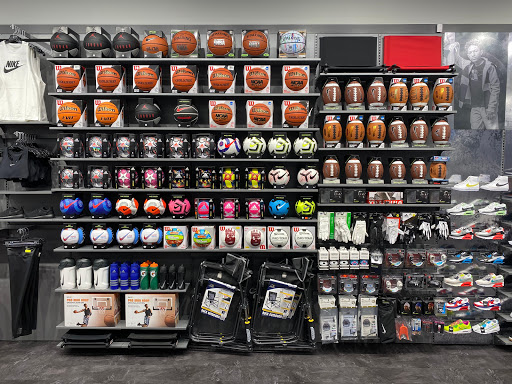 Shoe Store «Hibbett Sports», reviews and photos, 1241 Frederick Blvd #105, Portsmouth, VA 23707, USA