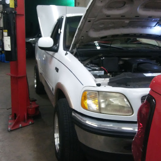 Car Wash «Alamo Hand Car Wash», reviews and photos, 784 Nogales St, Walnut, CA 91789, USA