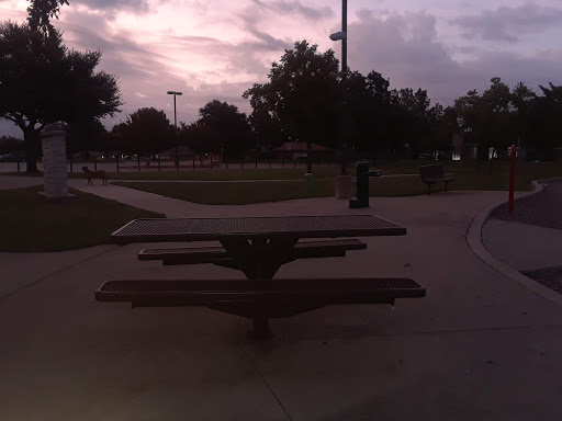 Park «Red Bird Park», reviews and photos, 1005 W Red Bird Ln, Dallas, TX 75232, USA