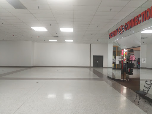 Shopping Mall «Village Square Mall», reviews and photos, 51 village Square Mall, Effingham, IL 62401, USA