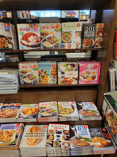 Book Store «Barnes & Noble», reviews and photos, 3561 N Freeway Blvd, Sacramento, CA 95834, USA