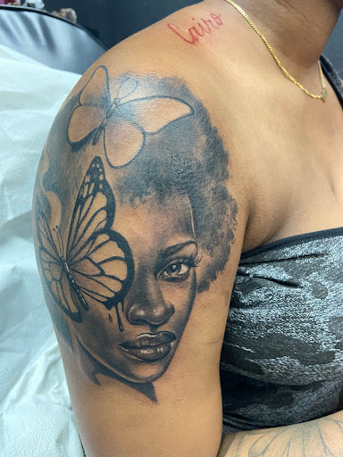 Explore oakland raiders tattoo ideas, creative tattoo ideas in Miami, available at Touch By Luck Piercings