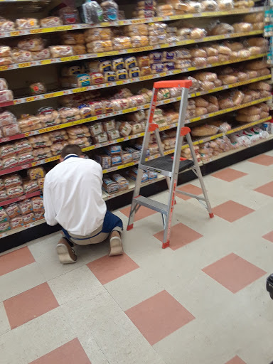 Grocery Store «Market Basket», reviews and photos, 399 John Fitch Hwy, Fitchburg, MA 01420, USA